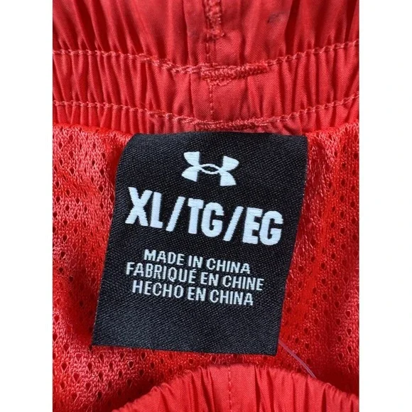 NEW Under Armour Mens Essential Volley Short Lined Loose Red Athletic Active XL - Picture 3 of 10